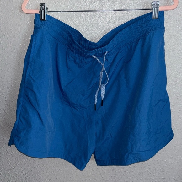 Men’s Shorts - Picture 1 of 2